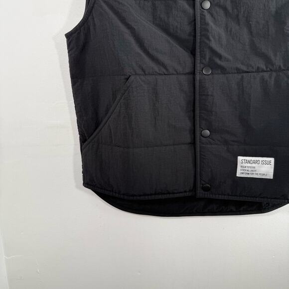 Standard Issue Black Nylon Snap Front Puffer Vest Men Small - Picture 4 of 9